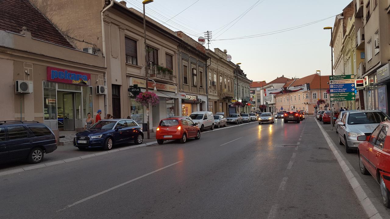 Ferienwohnung Centar Lux Vrsac Exterior foto