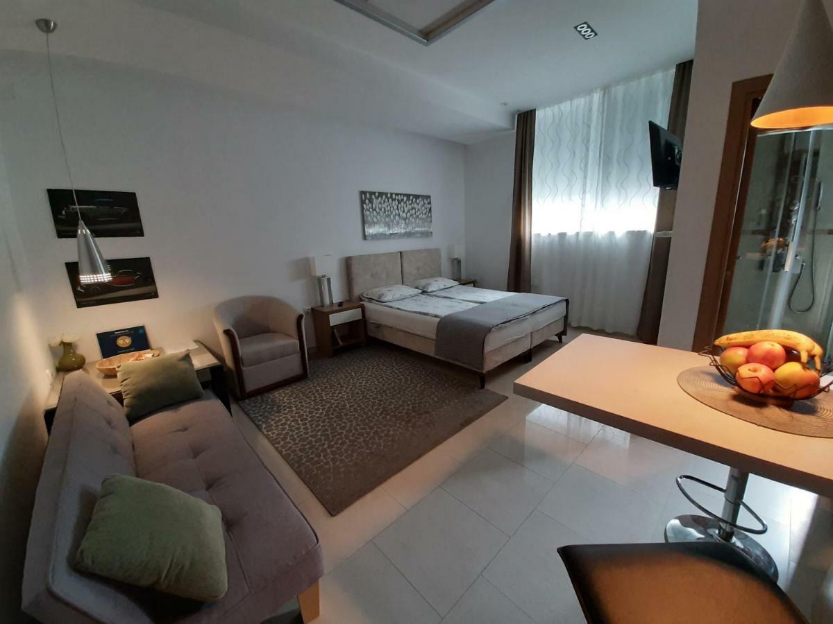 Ferienwohnung Centar Lux Vrsac Exterior foto