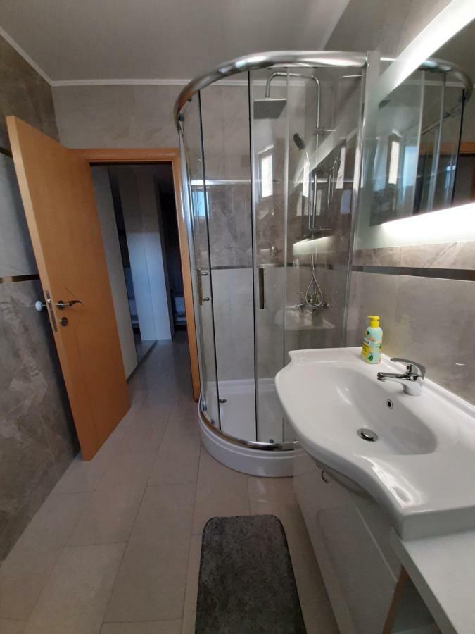 Ferienwohnung Centar Lux Vrsac Exterior foto